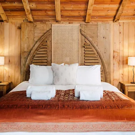 Mas De La Coutettaz, The Chalet